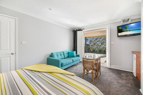 Forresters Beach Bed & Breakfast - VIC Tourism 5