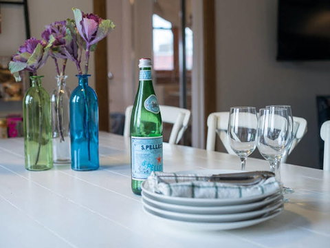 Apartment2c Lawson - VIC Tourism 0