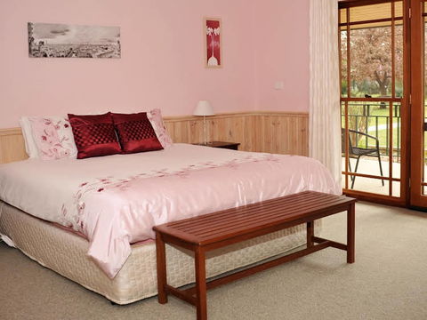 Stableford House Bed & Breakfast - VIC Tourism 0