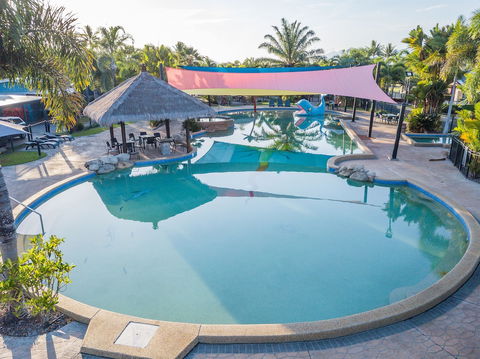 Cairns Coconut Holiday Resort - VIC Tourism 3