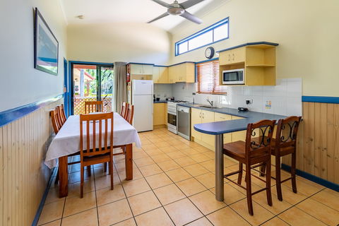Cairns Coconut Holiday Resort - VIC Tourism 6