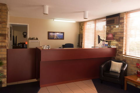 Lancaster Court Motel - VIC Tourism 5