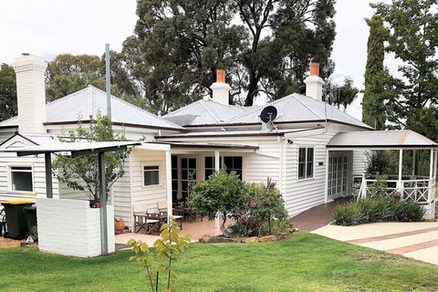 Fairbank House - VIC Tourism 1