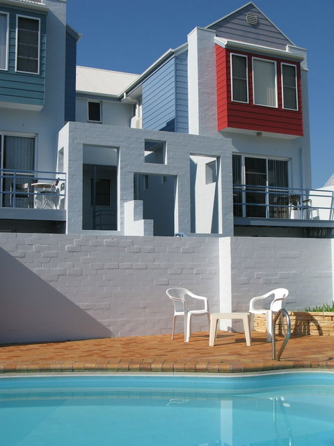 Bluedock Apartments - VIC Tourism 0