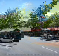 Adelaide Travellers Inn - Hostel