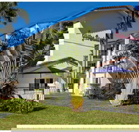 Clifton Sands Holiday Apartments