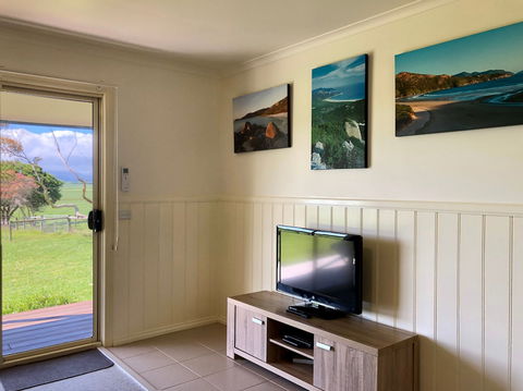 Promhills Cabins - VIC Tourism 4