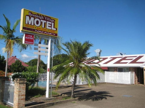 Beenleigh Village Motel - VIC Tourism 3