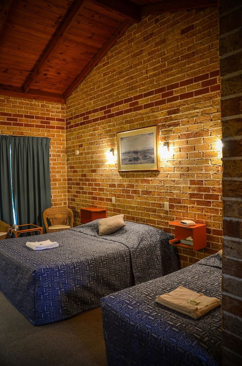 Beenleigh Village Motel - VIC Tourism 5