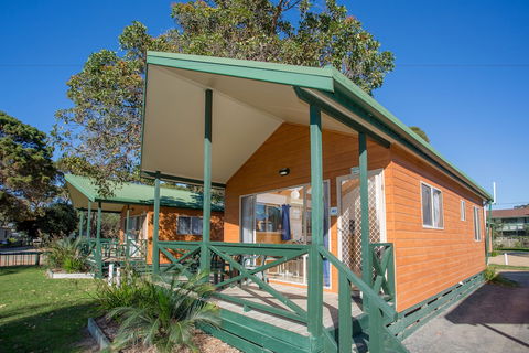 BIG4 Moruya Heads Easts Dolphin Beach Holiday Park - VIC Tourism 0