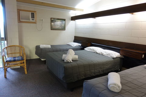 Coal Creek Motel - VIC Tourism 3