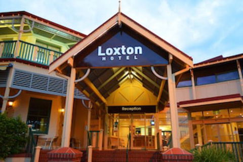 Loxton Community Hotel Motel - VIC Tourism 0