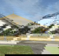 Lakes Entrance Holiday Units - VIC Tourism