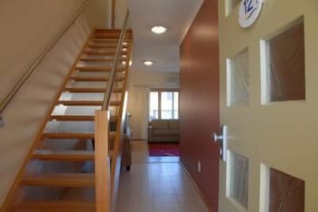The Lakes Apartments - VIC Tourism 1