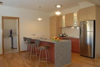 The Lakes Apartments - VIC Tourism 5