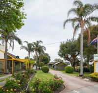 Lazy Acre Log Cabins - VIC Tourism
