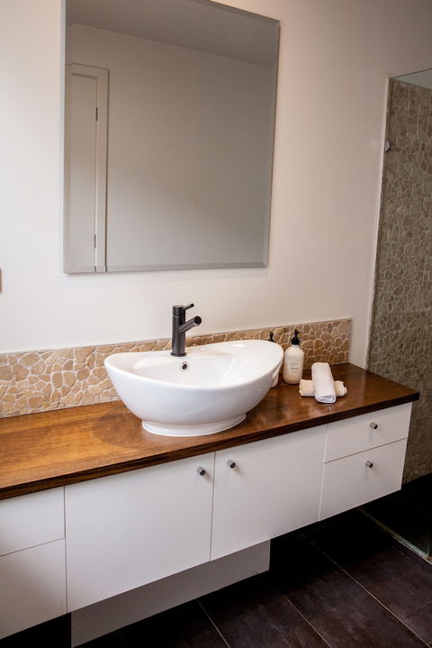 Polperro Villas - VIC Tourism 6