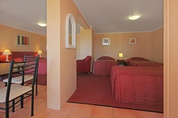 Milton Village Motel - VIC Tourism 6