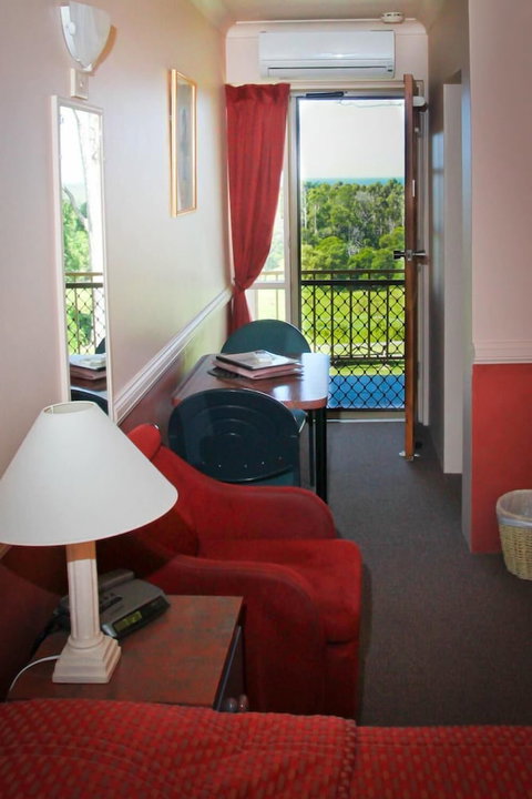 Milton Village Motel - VIC Tourism 5