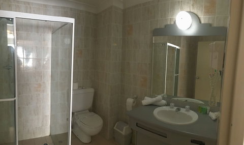 Pacific Garden Hotel - VIC Tourism 6