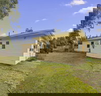 Giants Table and Cottages - VIC Tourism