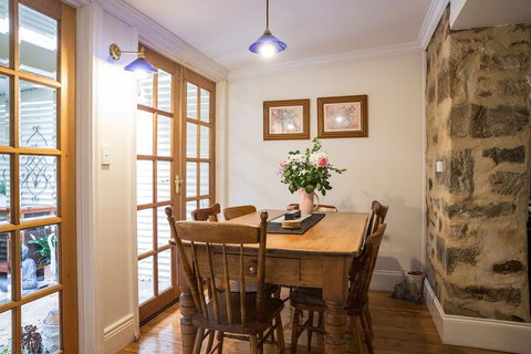 Wishing Well Cottage - VIC Tourism 4