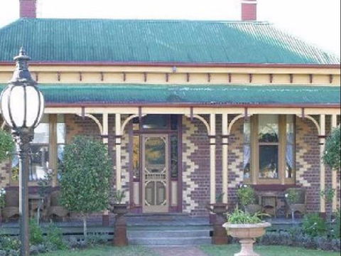 Tara House Bed & Breakfast - VIC Tourism 4