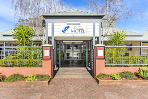 Berry Village Boutique Motel - VIC Tourism 1