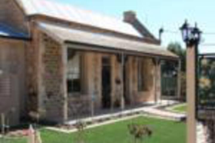 North Yelta SA VIC Tourism