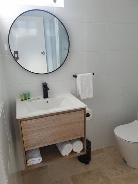 Sandpiper Motel Ulladulla - VIC Tourism 2