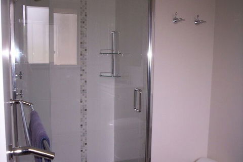 Anchorbell Holiday Apartments - VIC Tourism 7