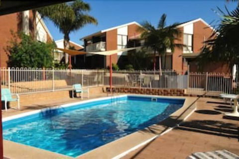 Anchorbell Holiday Apartments - VIC Tourism 3