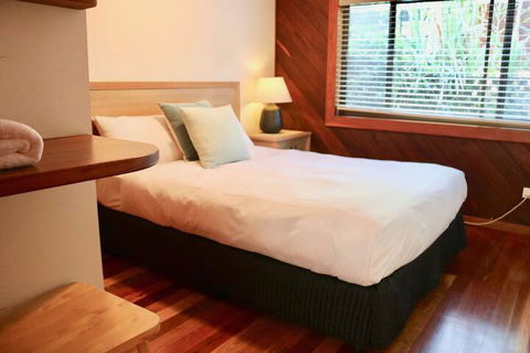 A Beach House At Byron - VIC Tourism 5