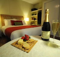 Gisborne Peak Winery Cottages - VIC Tourism