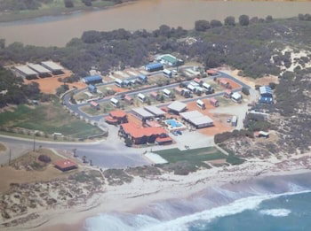 Seaspray Beach Holiday Park - VIC Tourism 1