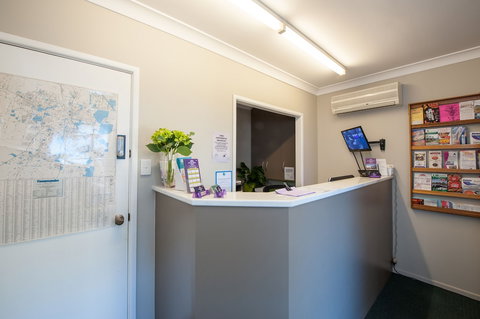 Jacaranda Place Motor Inn - VIC Tourism 6