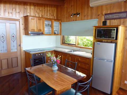 The Boomerangs - VIC Tourism 3