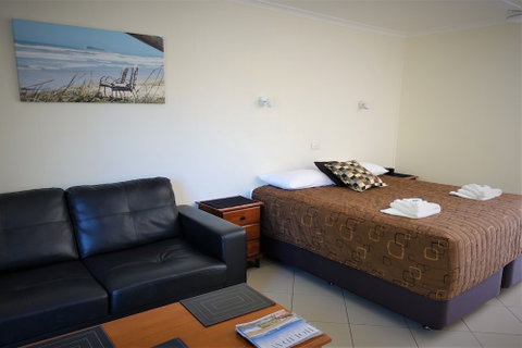 Pacific Palms Motor Inn - VIC Tourism 3