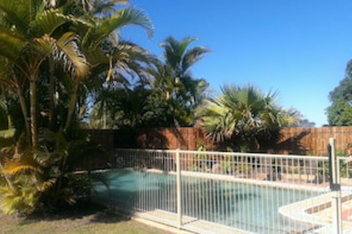 Pacific Paradise QLD VIC Tourism