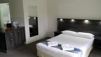 Town & Country Motel - VIC Tourism 6