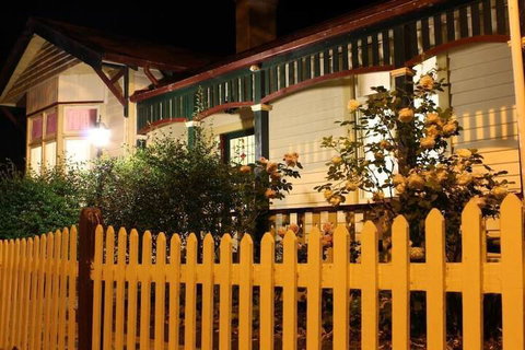 Ross B&B Accommodation - VIC Tourism 5