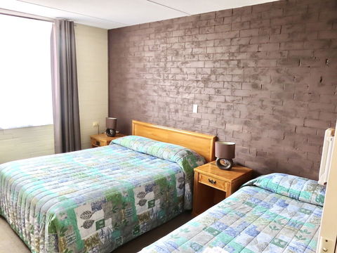 Wedderburn Goldseeker Motel - VIC Tourism 6