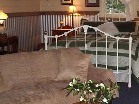 Springbank Bed & Breakfast - VIC Tourism 5