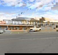 Grand Central Accommodation BB Cobden - VIC Tourism