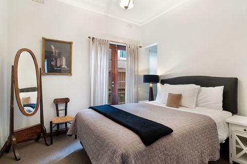 Captain's Retreat Apartments And Cottages - VIC Tourism 3
