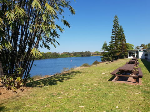 Moon River Motor Inn - VIC Tourism 1