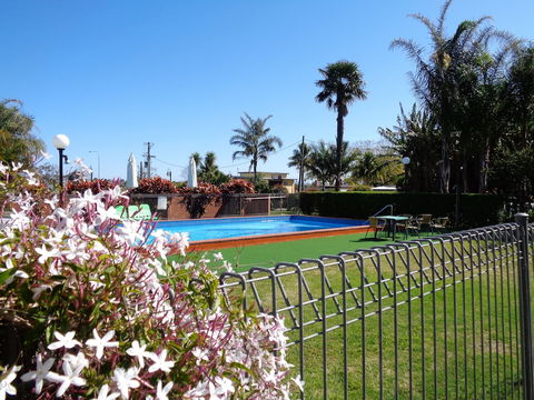 Moon River Motor Inn - VIC Tourism 4