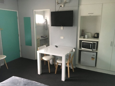 Plantation Retro Motel Tyndale - VIC Tourism 6