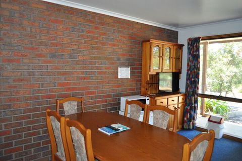 Amaze N Things Holiday Park & Motel - VIC Tourism 4