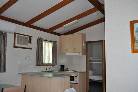 Amaze N Things Holiday Park & Motel - VIC Tourism 6